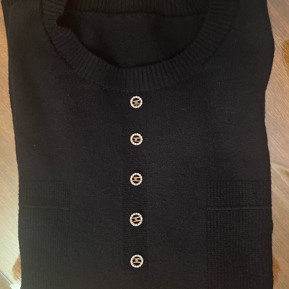 Soft, jem embellished five button sweater, with faux front pocket stitching. - Picture 4 of 12